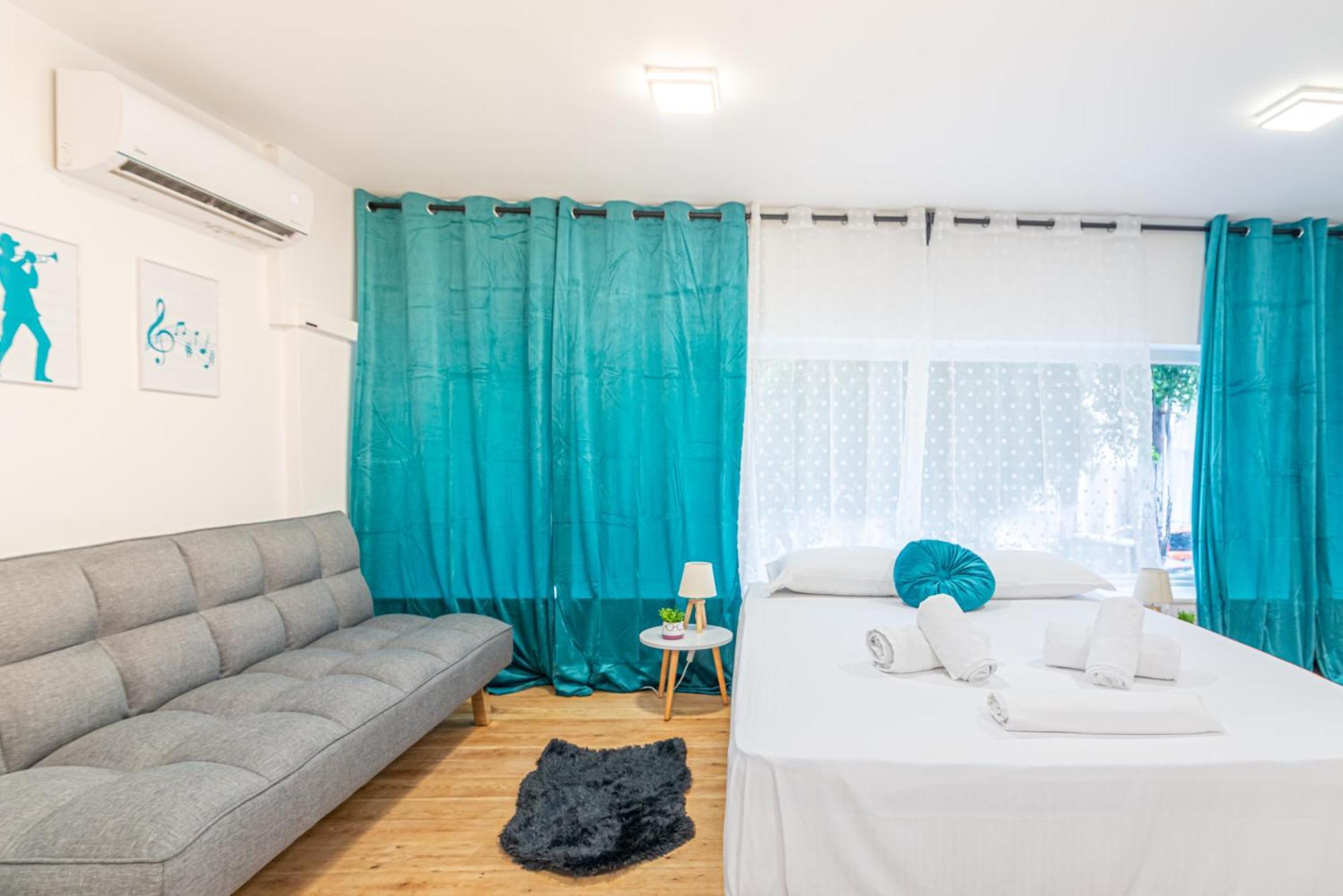 New Loft In The Heart Of City Center 伊拉克利翁 外观 照片