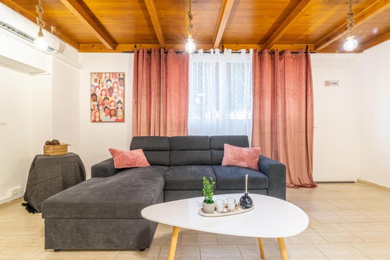 New Loft In The Heart Of City Center 伊拉克利翁 外观 照片
